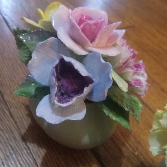 Antique fine Bone China BOUQUET 💐 POTTERY SCULPTURE! ENGLISH - Picture 7 of 14